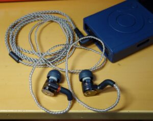 投稿についてもっと詳しく W様「現在は、これ以上のイヤホンは考えられない」RE-1